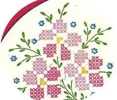 075903a56daf074073a61ba5a576fe4b–hand-embroidery-patterns-cross-stitch-flowers