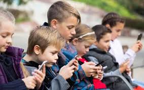 0:02 / 5:03 Bad effects of mobile phones to the kids - be smart parents